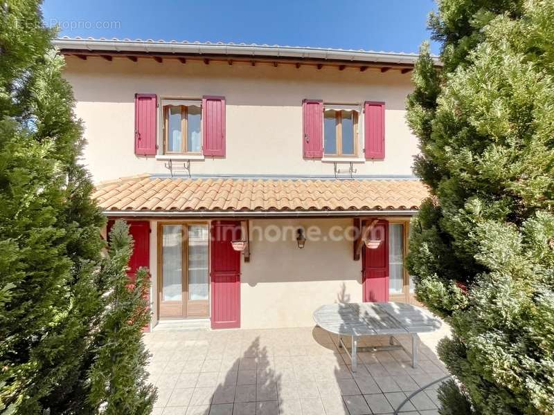 Maison à PUSIGNAN