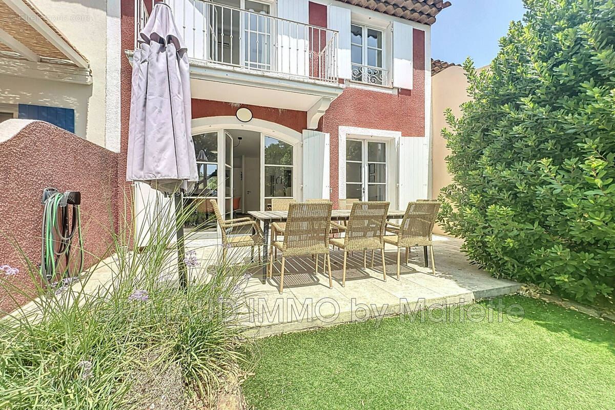 Maison à GRIMAUD
