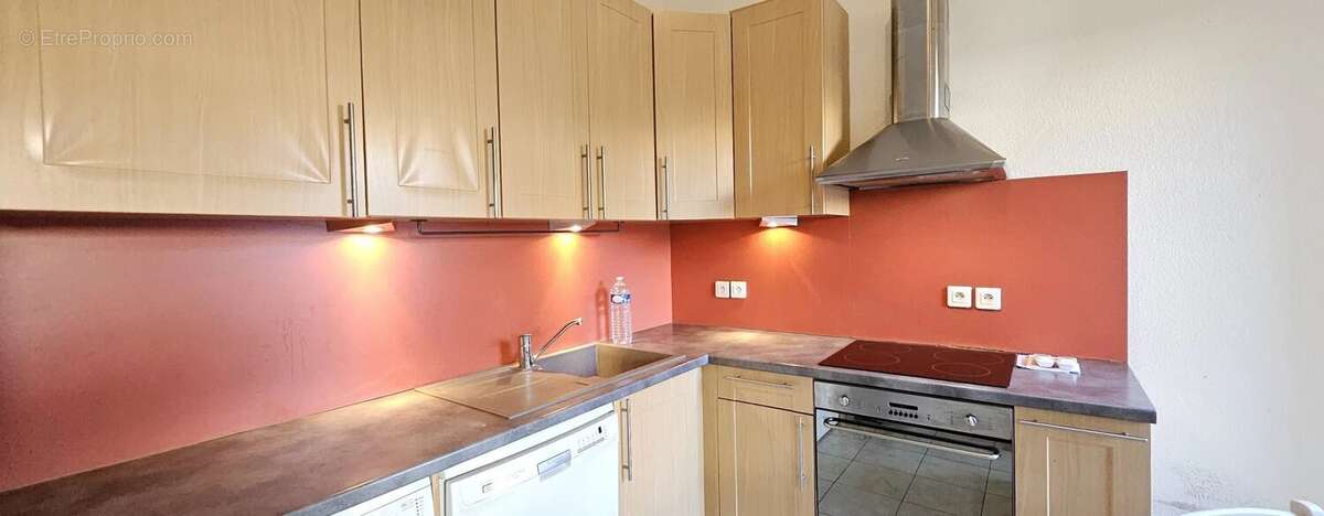Appartement à SAINT-LAURENT-DU-VAR