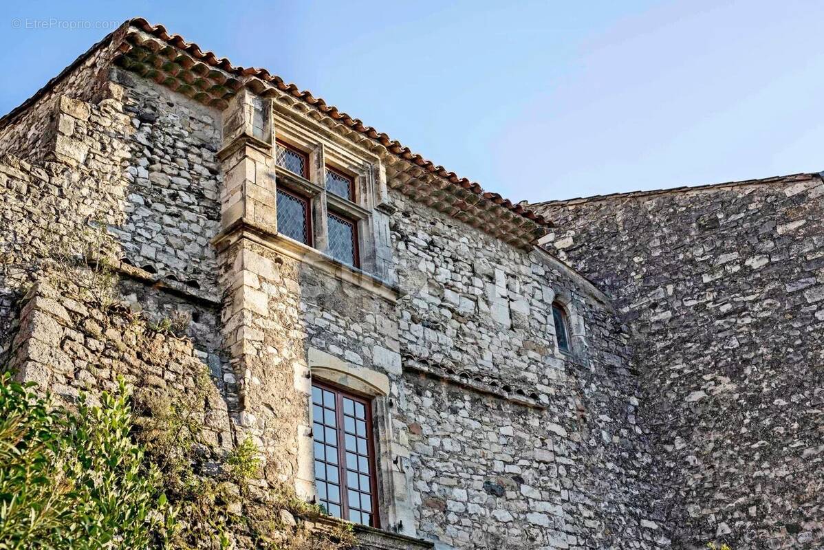 Maison à VIVIERS
