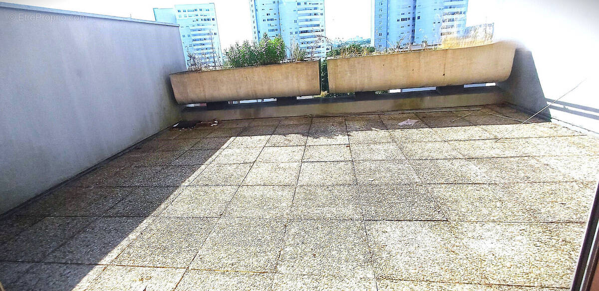 Appartement à MAISONS-ALFORT