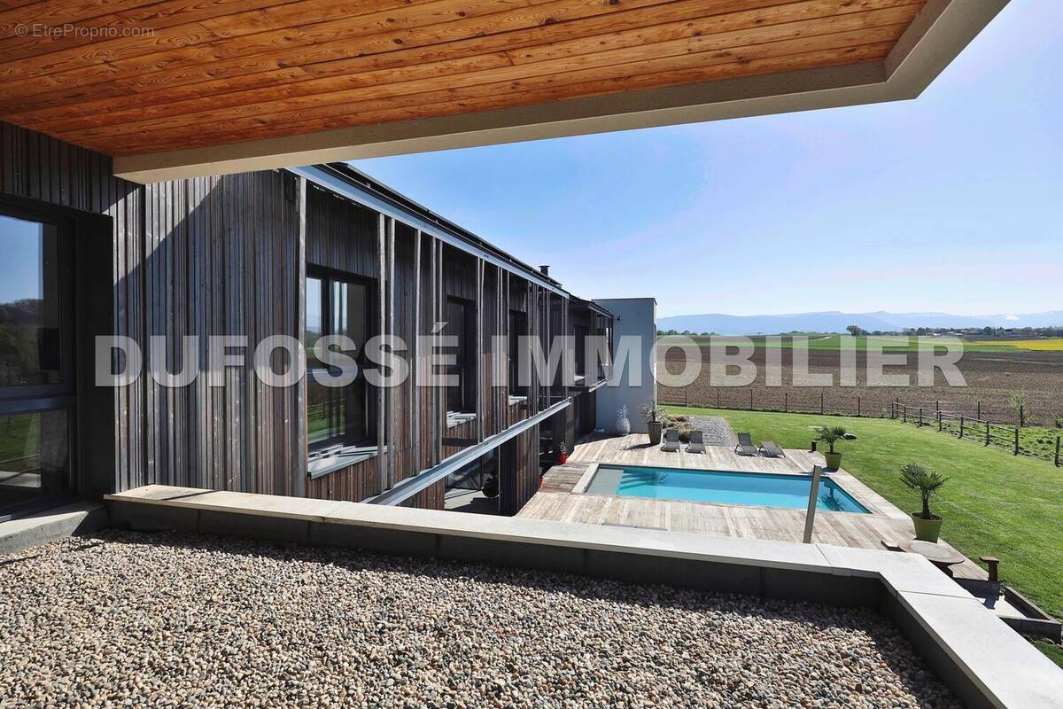 Photo 1 - Maison à LES ABRETS