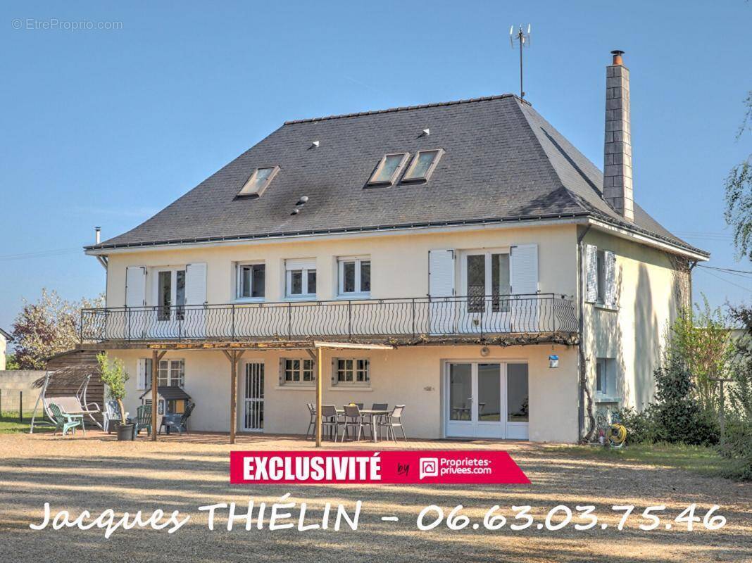 Maison à LONGUE-JUMELLES