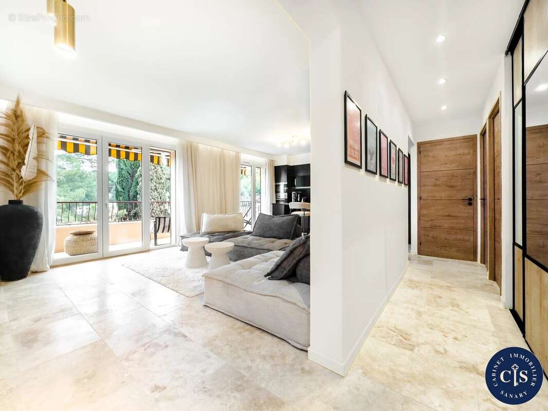 Appartement à SANARY-SUR-MER