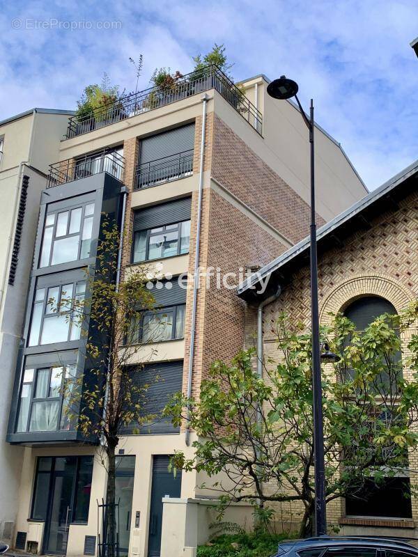 Appartement à PARIS-14E