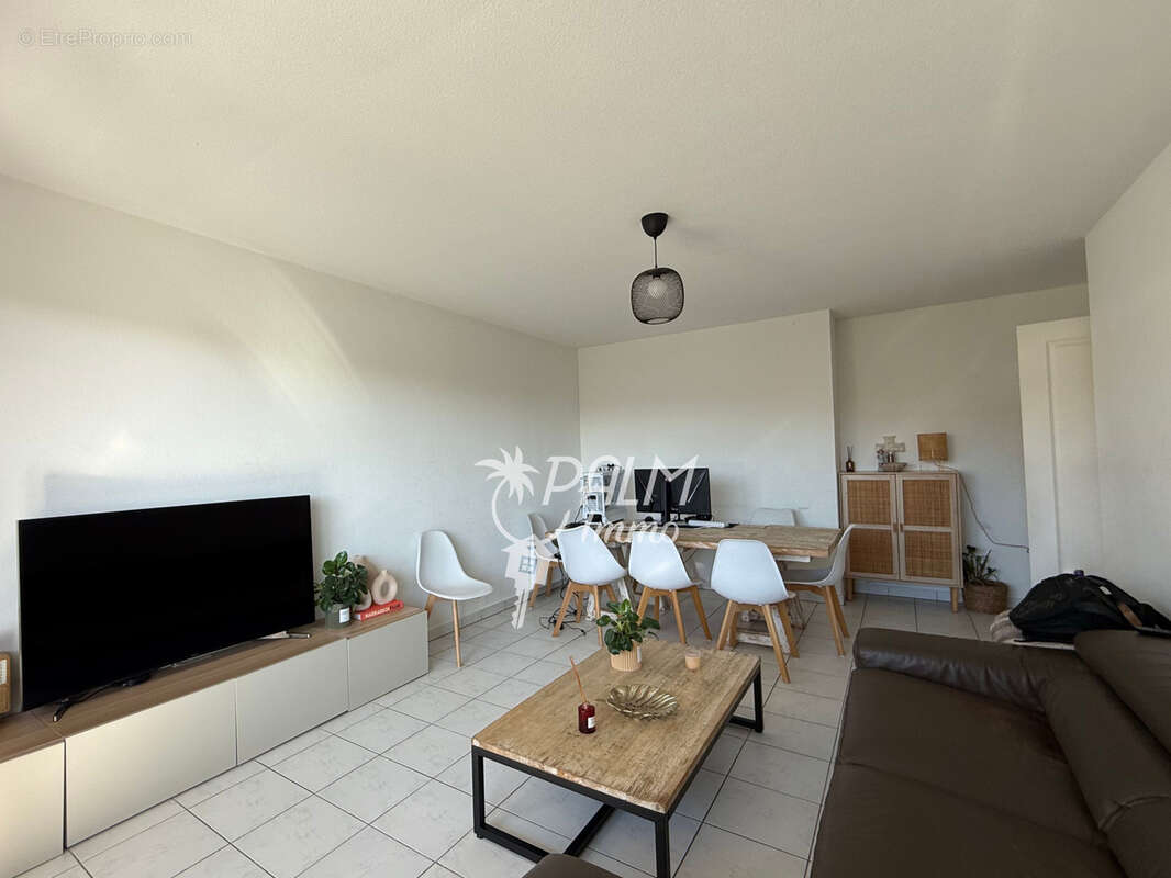 Appartement à MANDELIEU-LA-NAPOULE