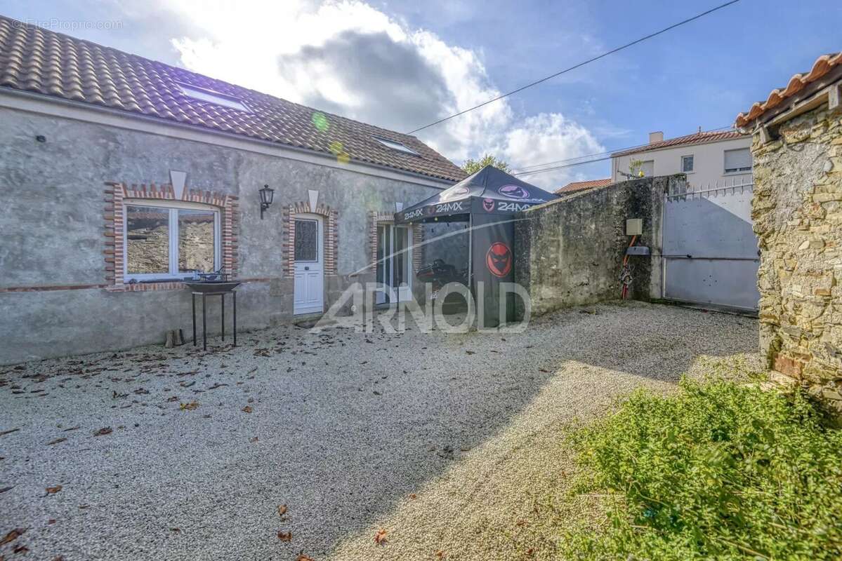 Maison à LA HAIE-FOUASSIERE