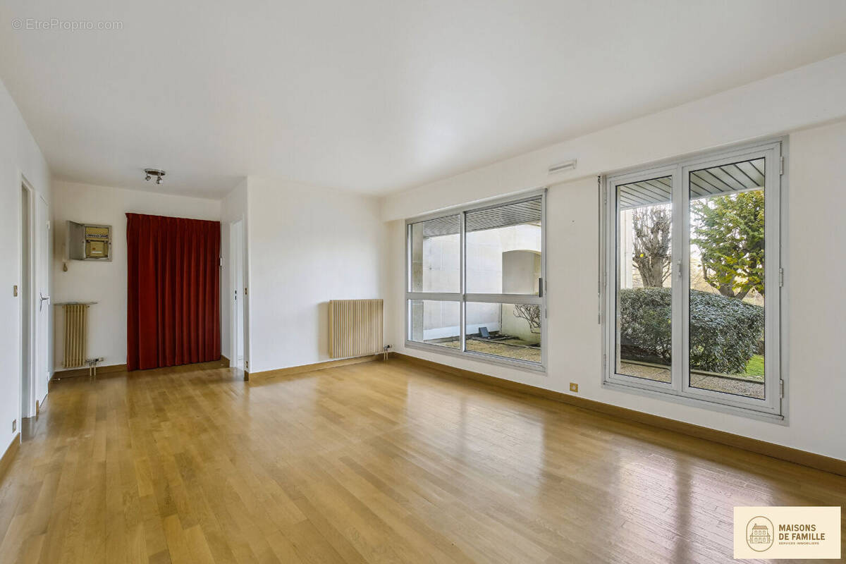Appartement à BOUGIVAL