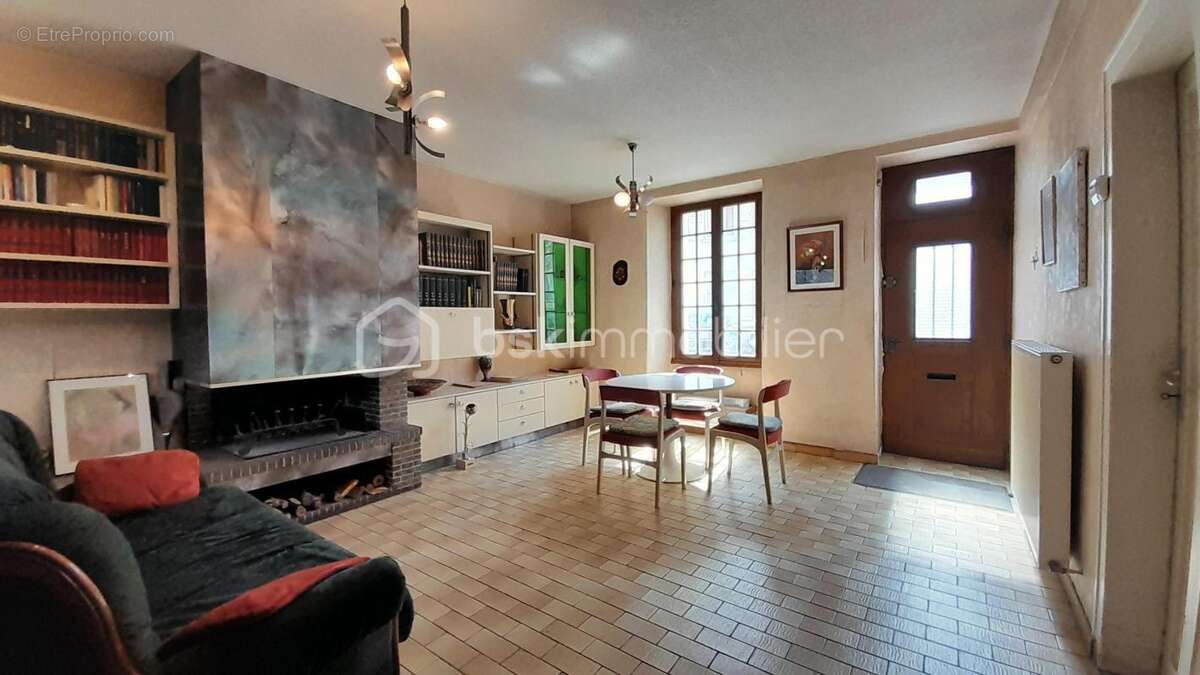 Maison à ETAMPES