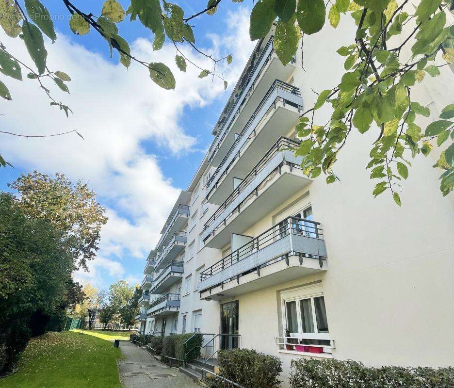 Appartement à PLAISIR