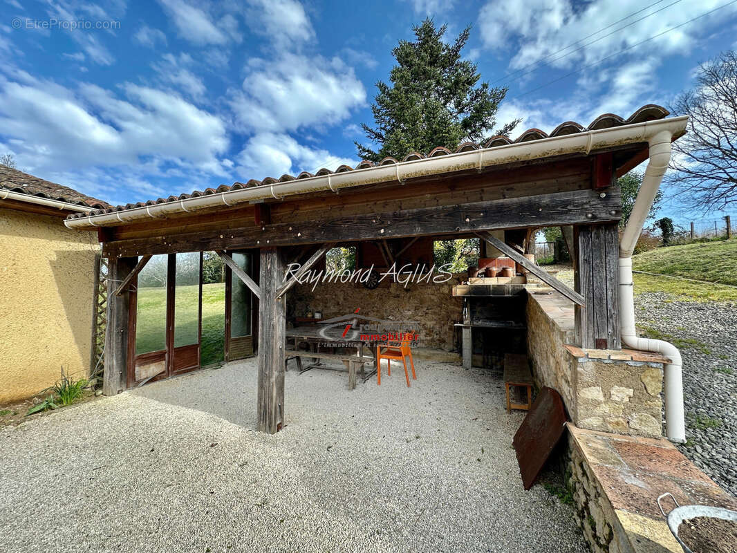 Maison à GENSAC