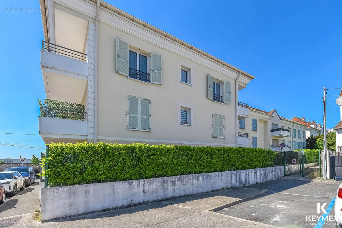 Appartement à VILLIERS-LE-BEL
