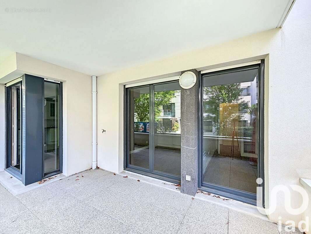 Photo 2 - Appartement à SURESNES