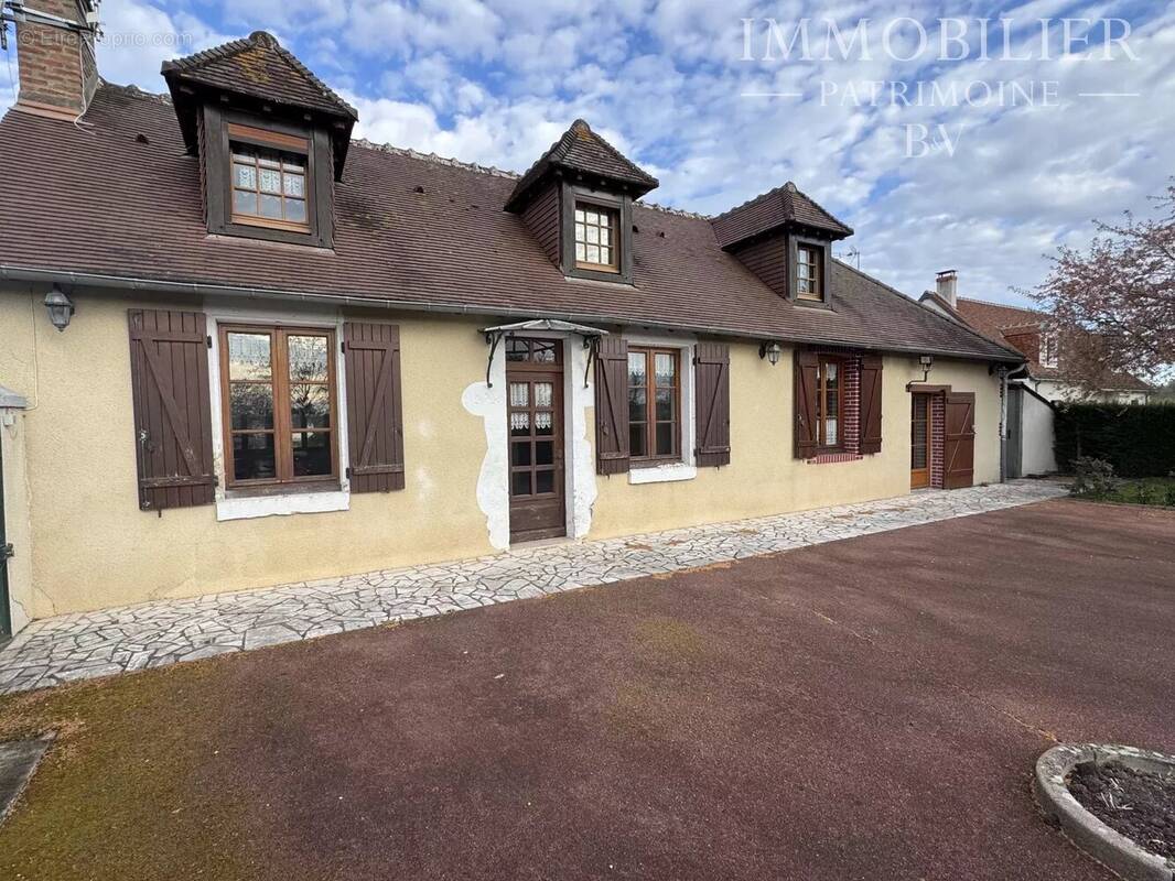 Maison à CHEVERNY