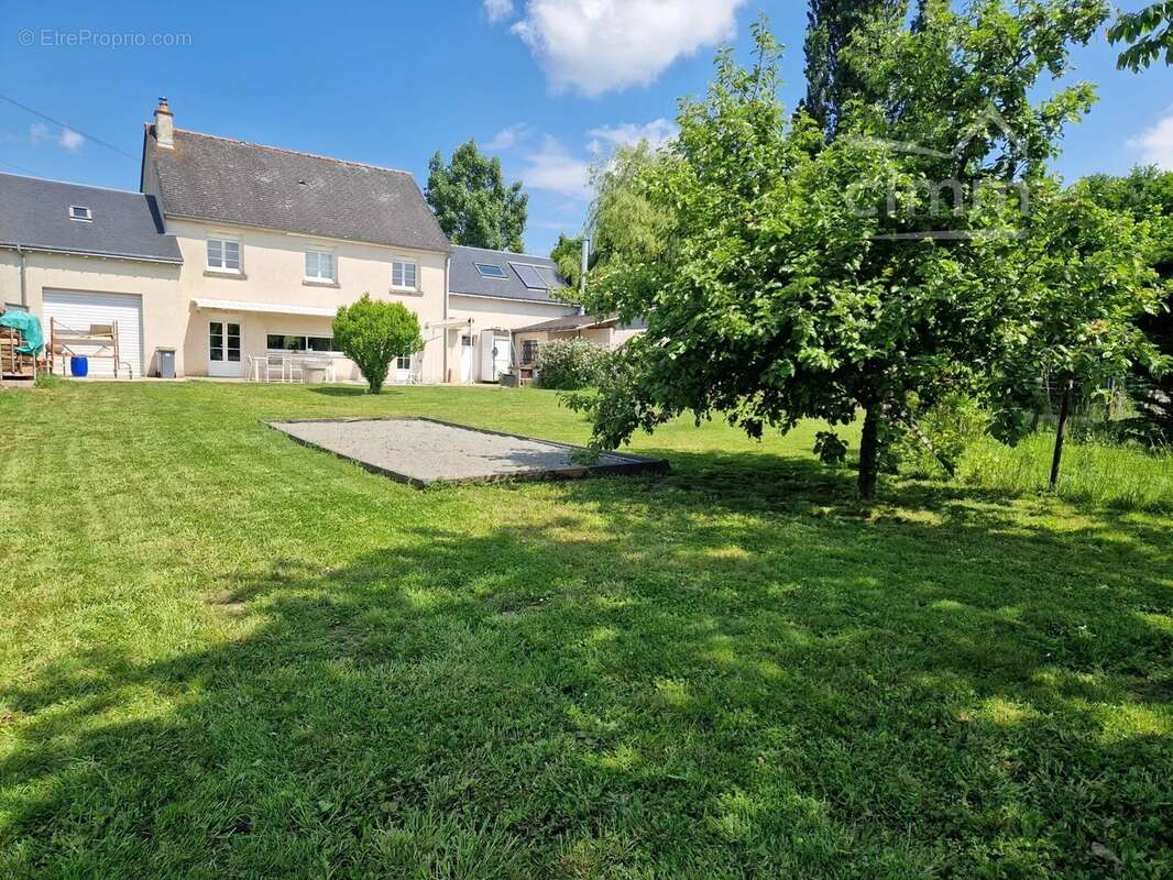 Maison à SAVONNIERES