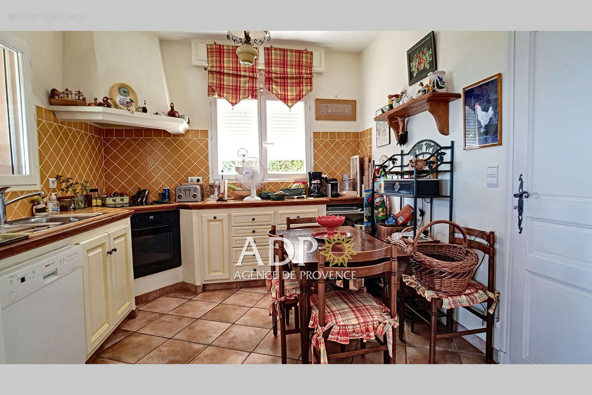 Maison à SPERACEDES