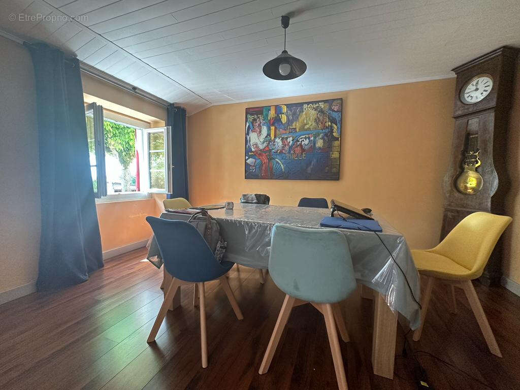 Maison à CADILLAC