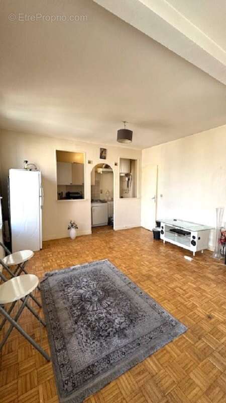 Appartement à SAINT-MAUR-DES-FOSSES