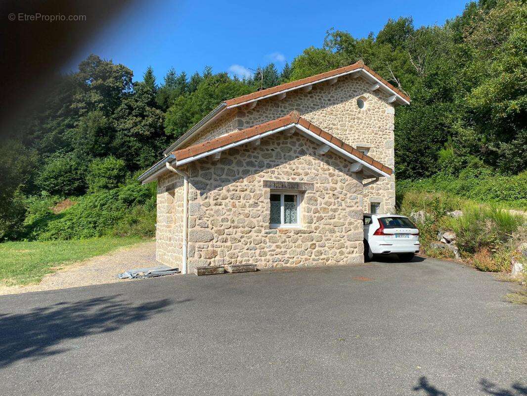 Maison à NOIRETABLE