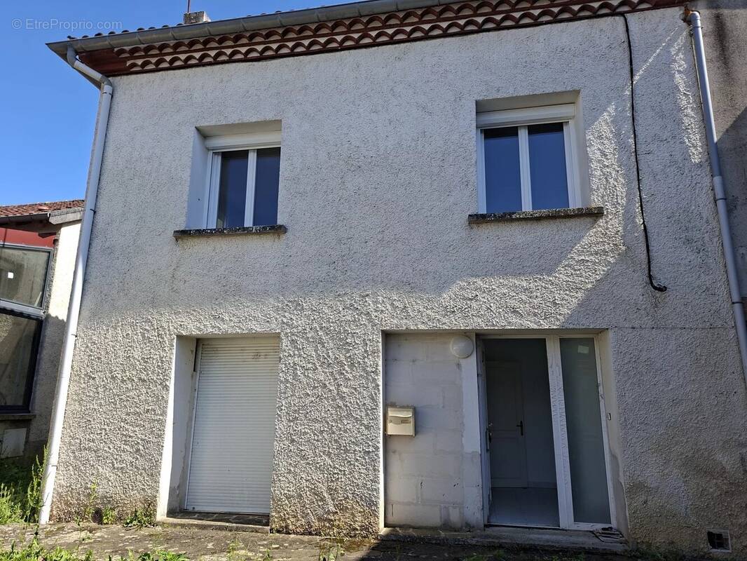 Maison à LABOUTARIE