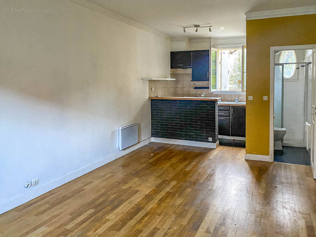 Appartement à ENGHIEN-LES-BAINS