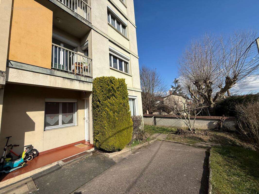 Appartement à L&#039;ARBRESLE