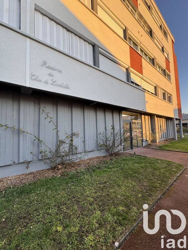 Photo 1 - Appartement à FLEURY-LES-AUBRAIS