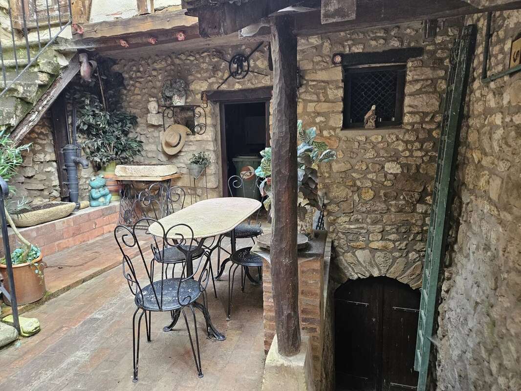 Maison à LA FERTE-ALAIS