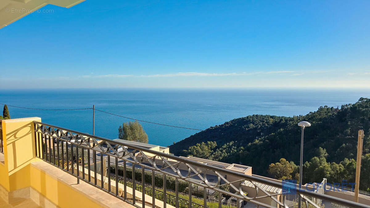 Appartement à EZE