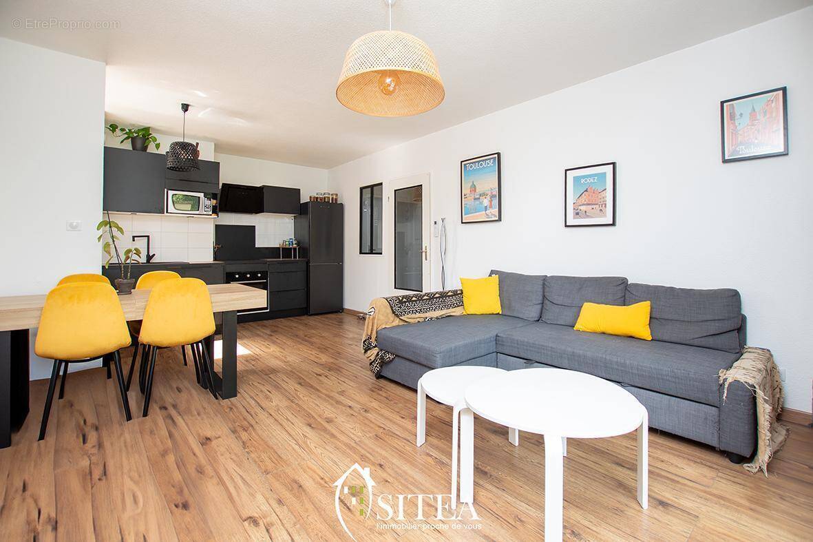Appartement à LESPINASSE