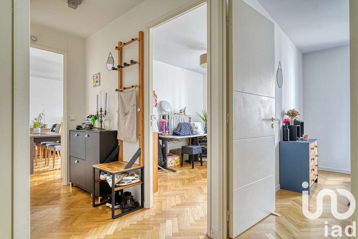 Photo 9 - Appartement à SURESNES