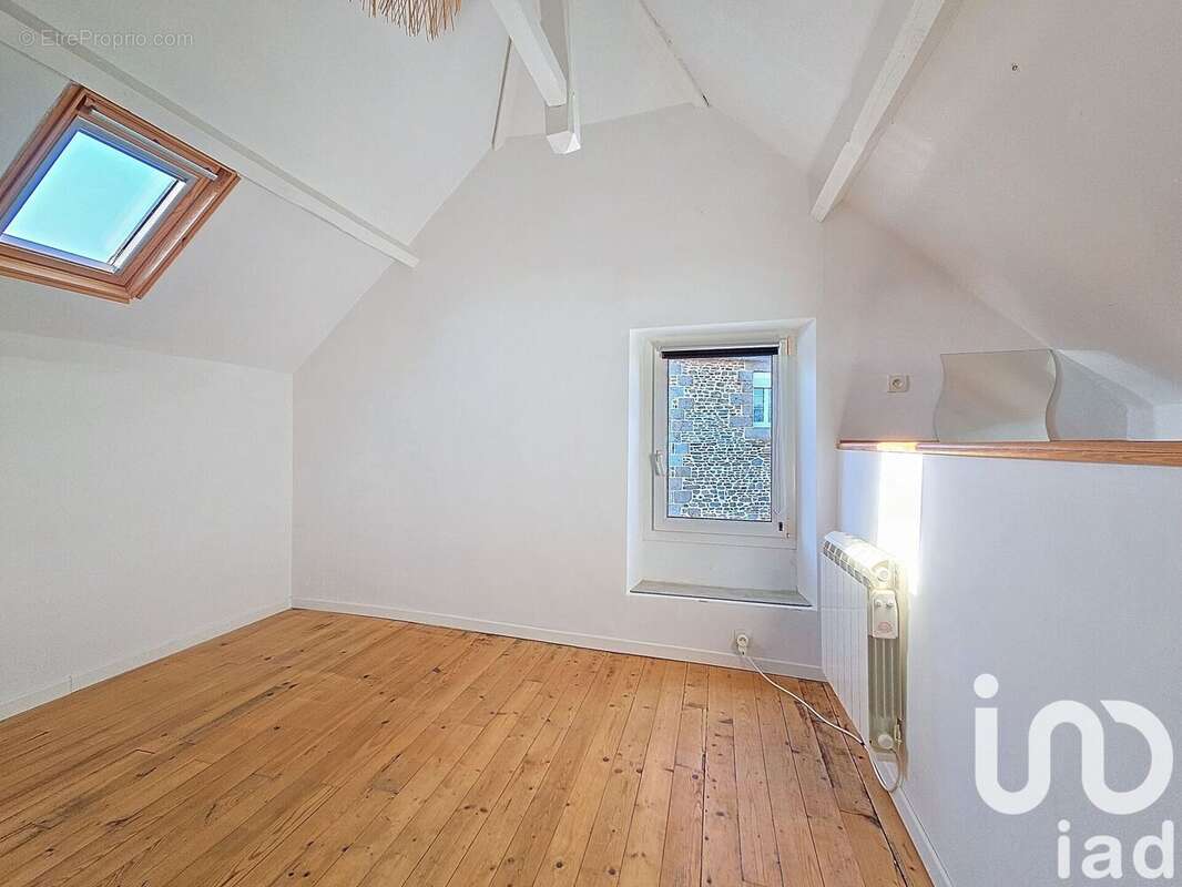 Photo 8 - Maison à LOUVIGNE-DU-DESERT