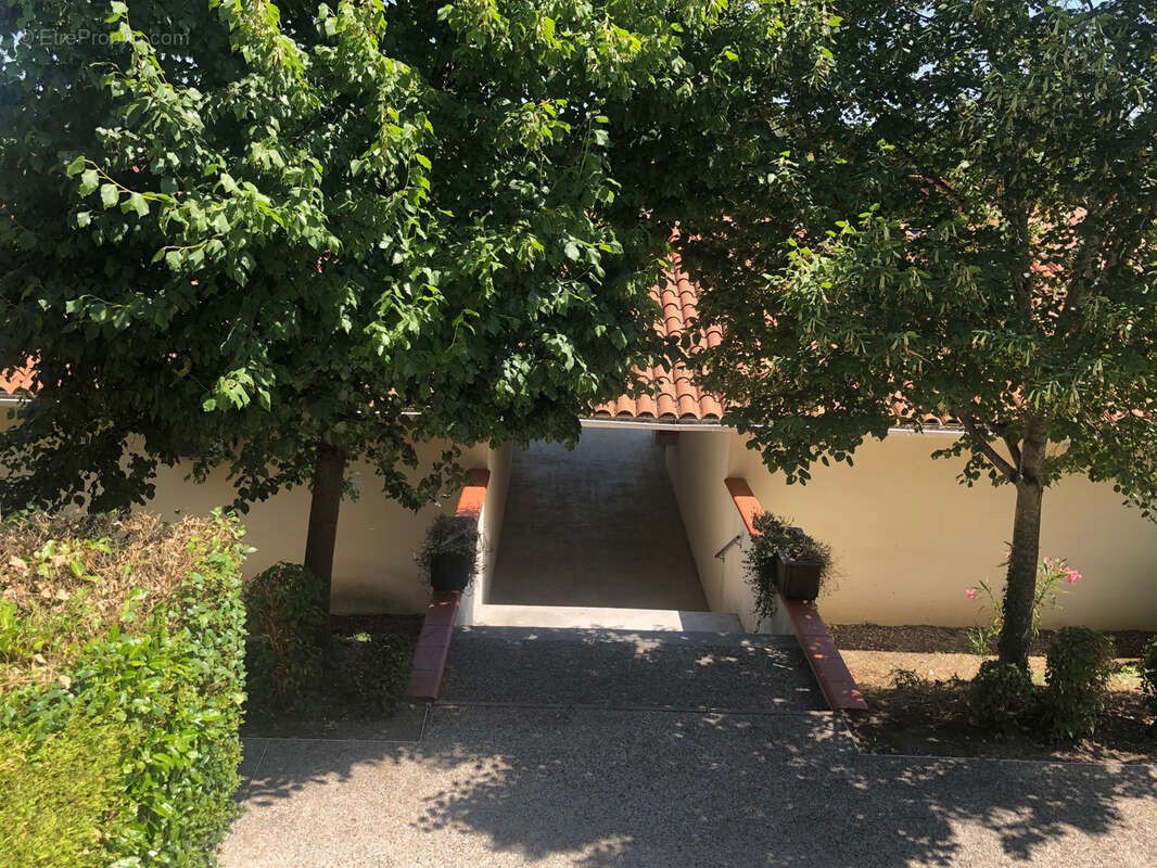 Appartement à POMPERTUZAT