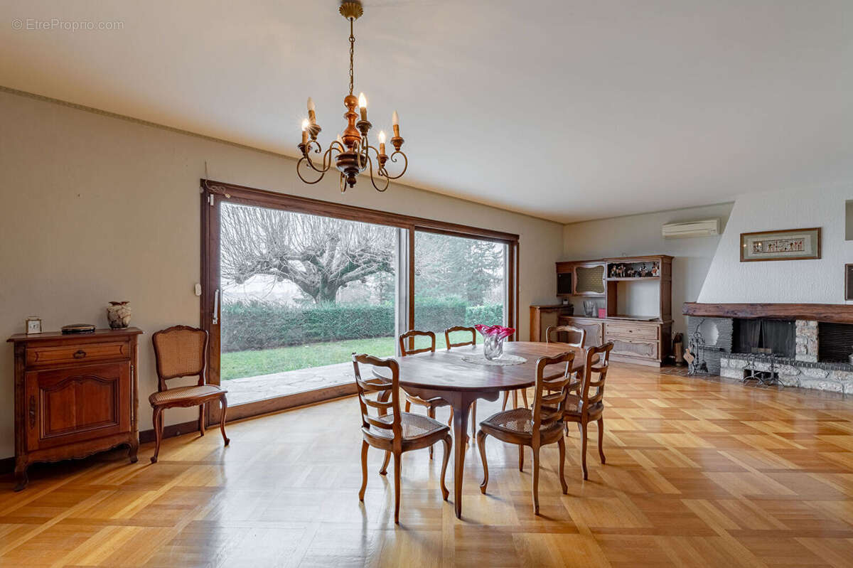 Maison à LA MURETTE