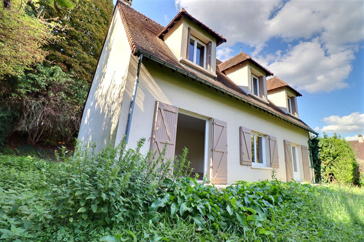 Maison à MAREIL-MARLY