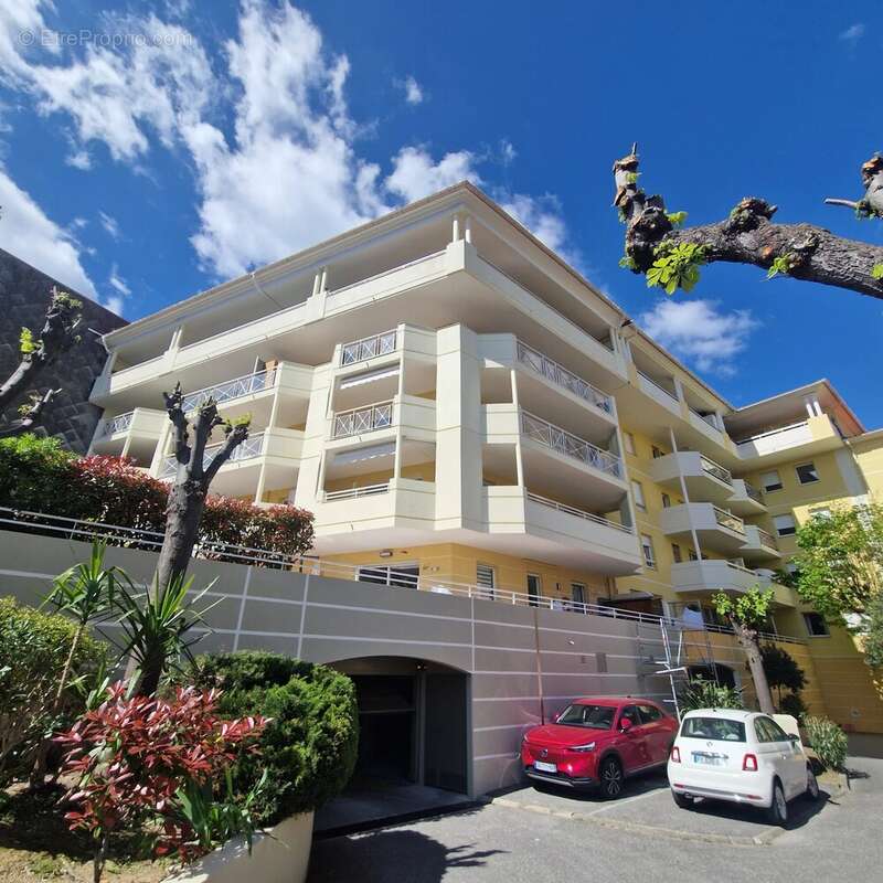 Appartement à VENCE