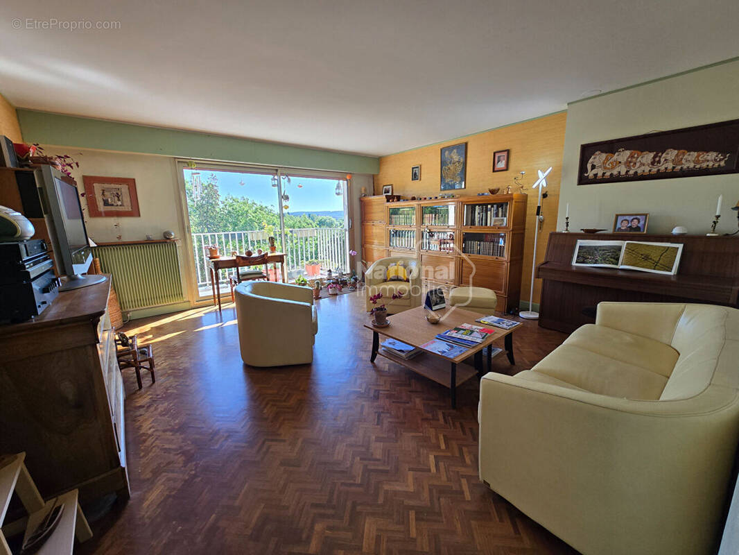 Appartement à VERSAILLES