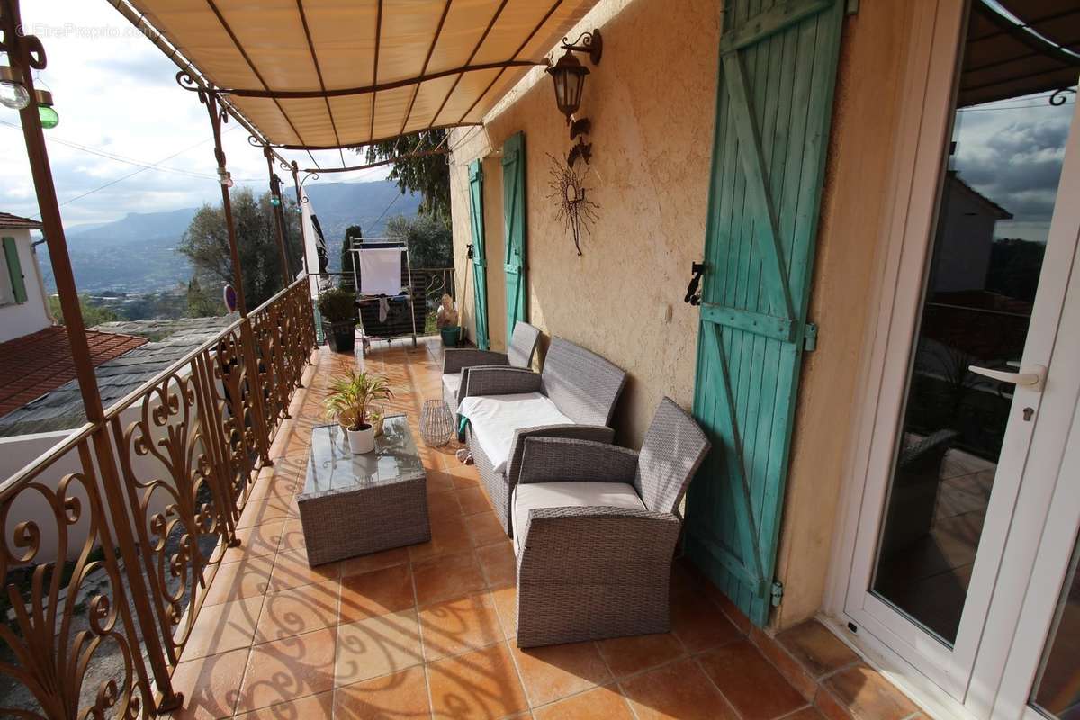 Maison à COLOMARS