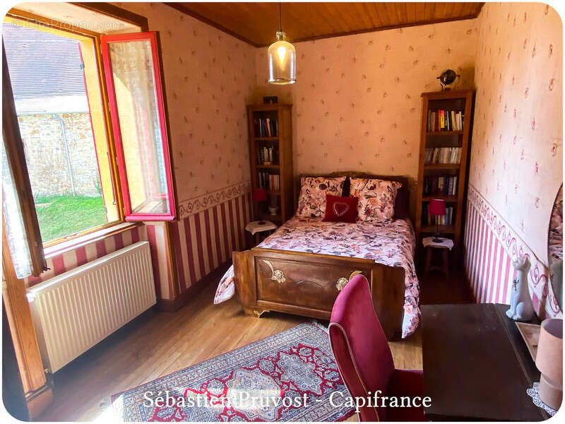 Maison à SARRAZAC