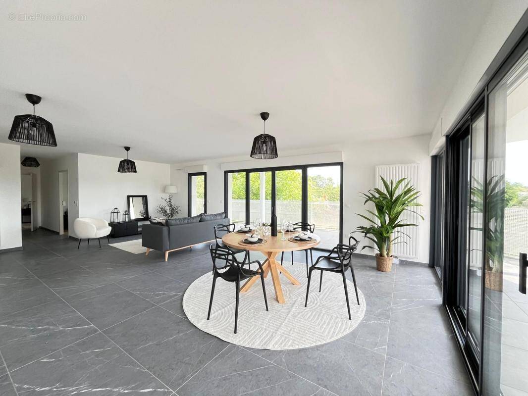 Appartement à LA ROCHELLE