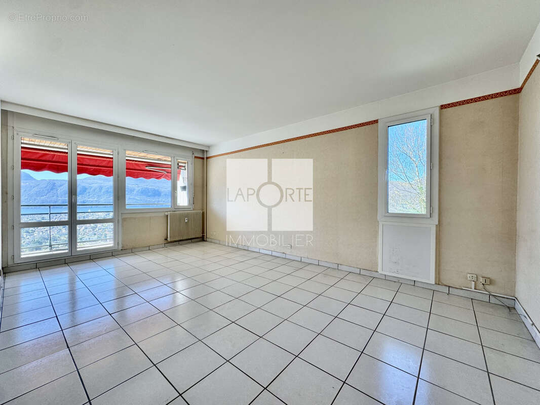 Appartement à AIX-LES-BAINS