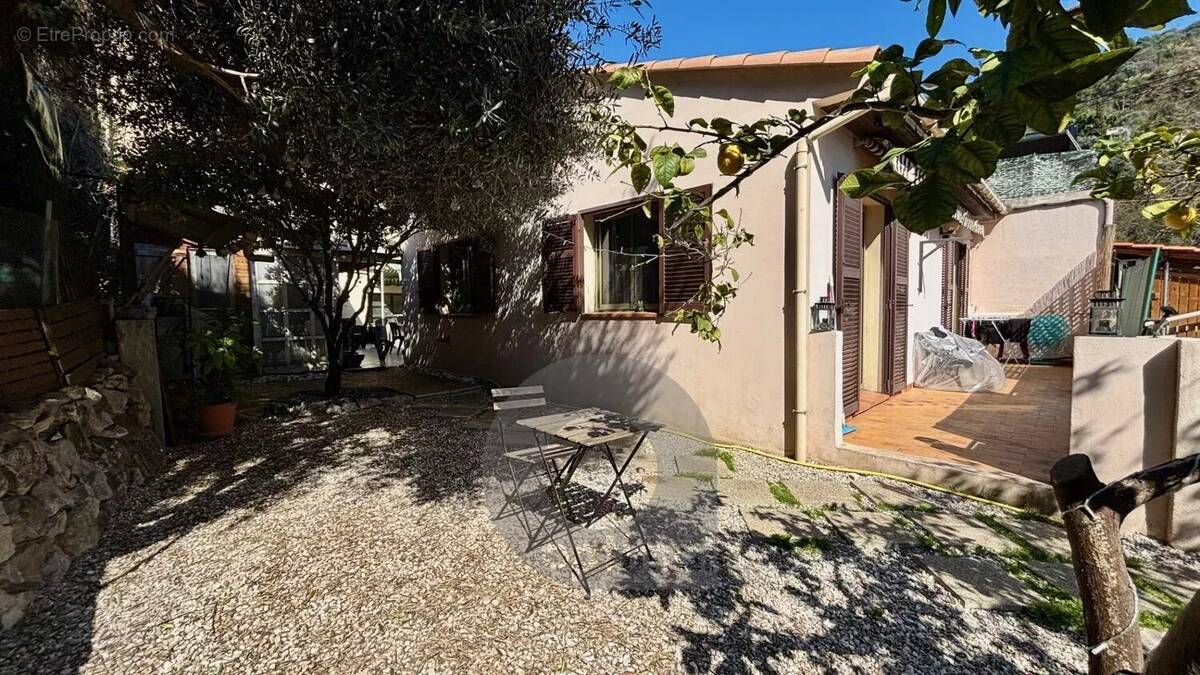 Appartement à MENTON