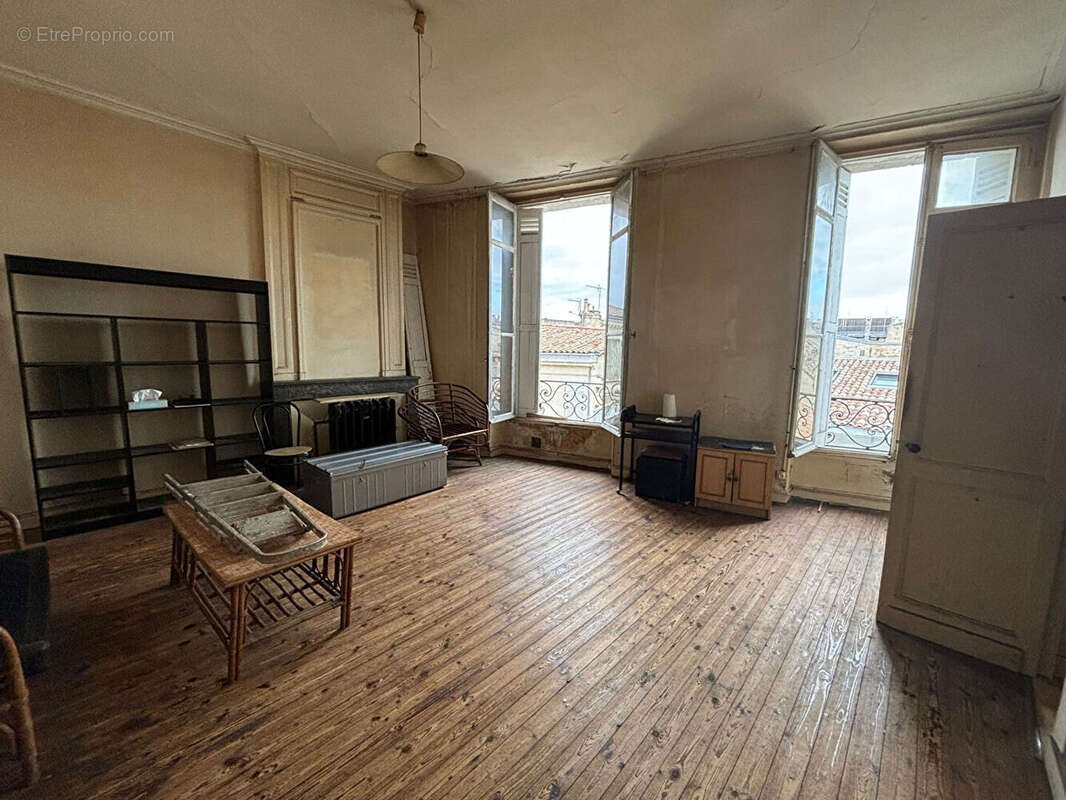 Appartement à BORDEAUX