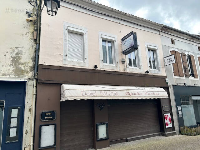 Appartement à VIC-EN-BIGORRE