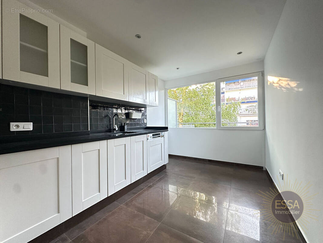 Appartement à VELIZY-VILLACOUBLAY
