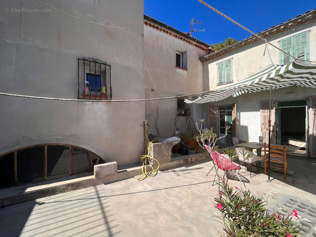 Appartement à LA TRINITE