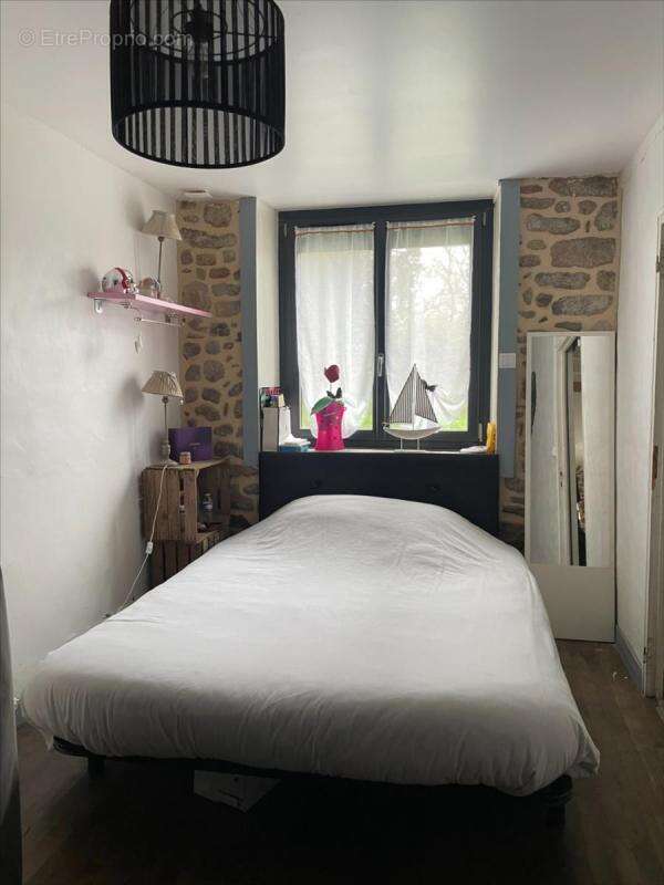 Maison à MINIAC-MORVAN