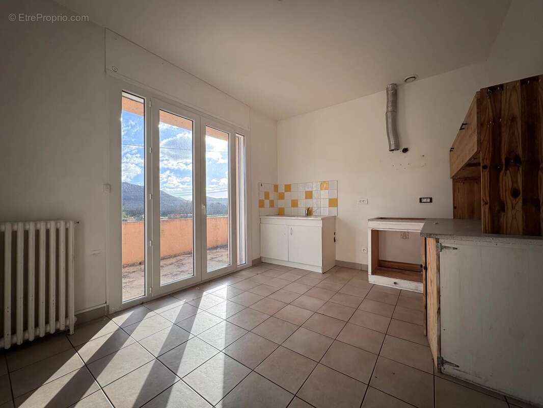 Appartement à LE BOUSQUET-D&#039;ORB