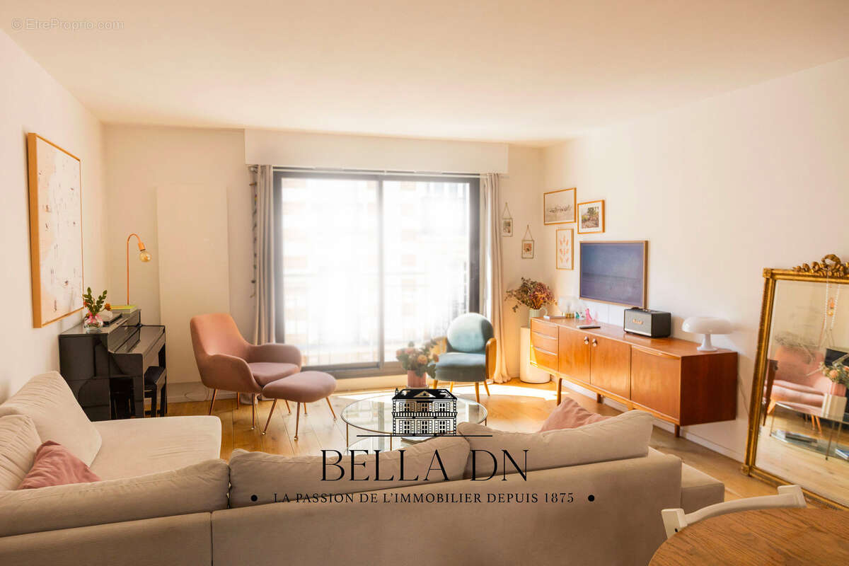 Appartement à PARIS-15E