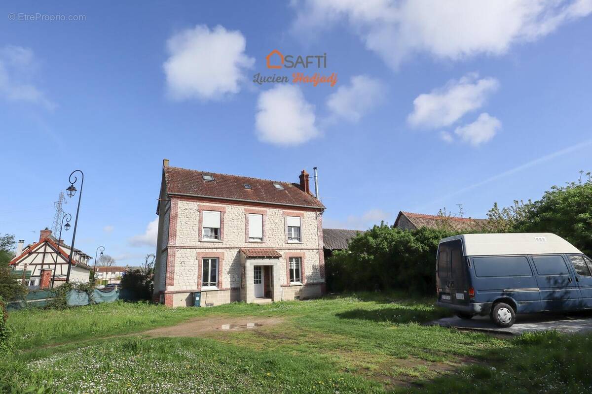 Photo 1 - Maison à SAINT-MARCEL